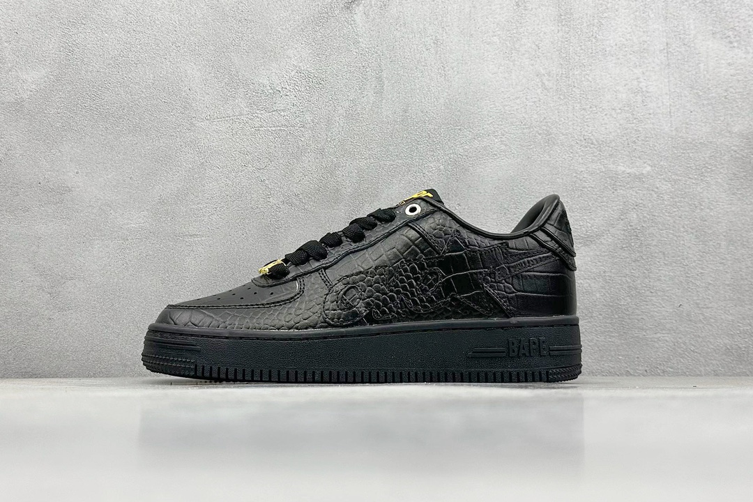 Bape BAPE STA Embossed Low Black