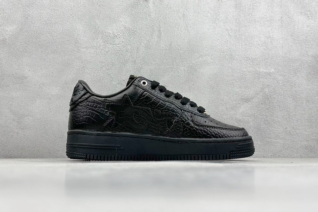 Bape BAPE STA Embossed Low Black