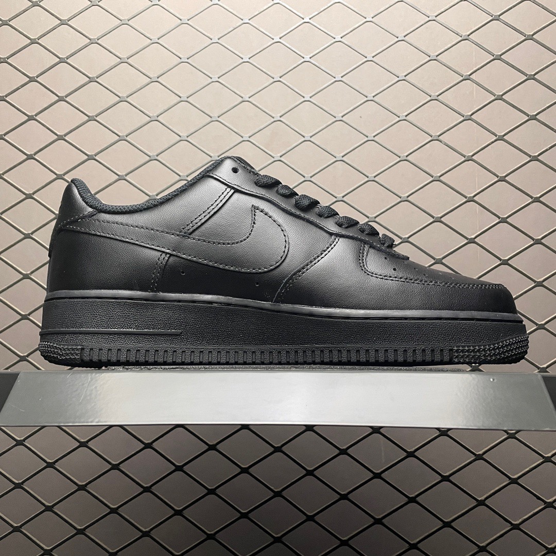 Nike Air Force 1 '07 Low Black