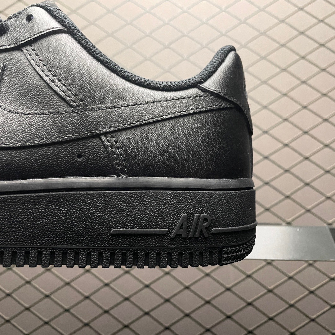 Nike Air Force 1 '07 Low Black