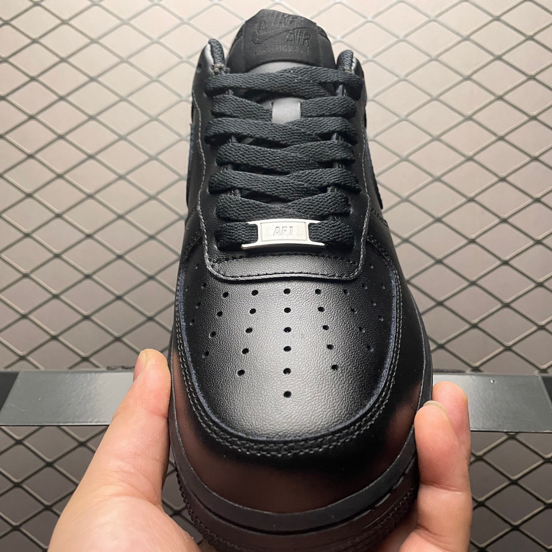 Nike Air Force 1 '07 Low Black