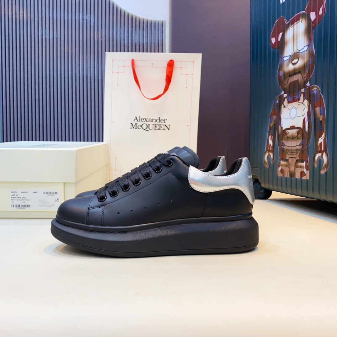McQueen Sneakers Black Silver