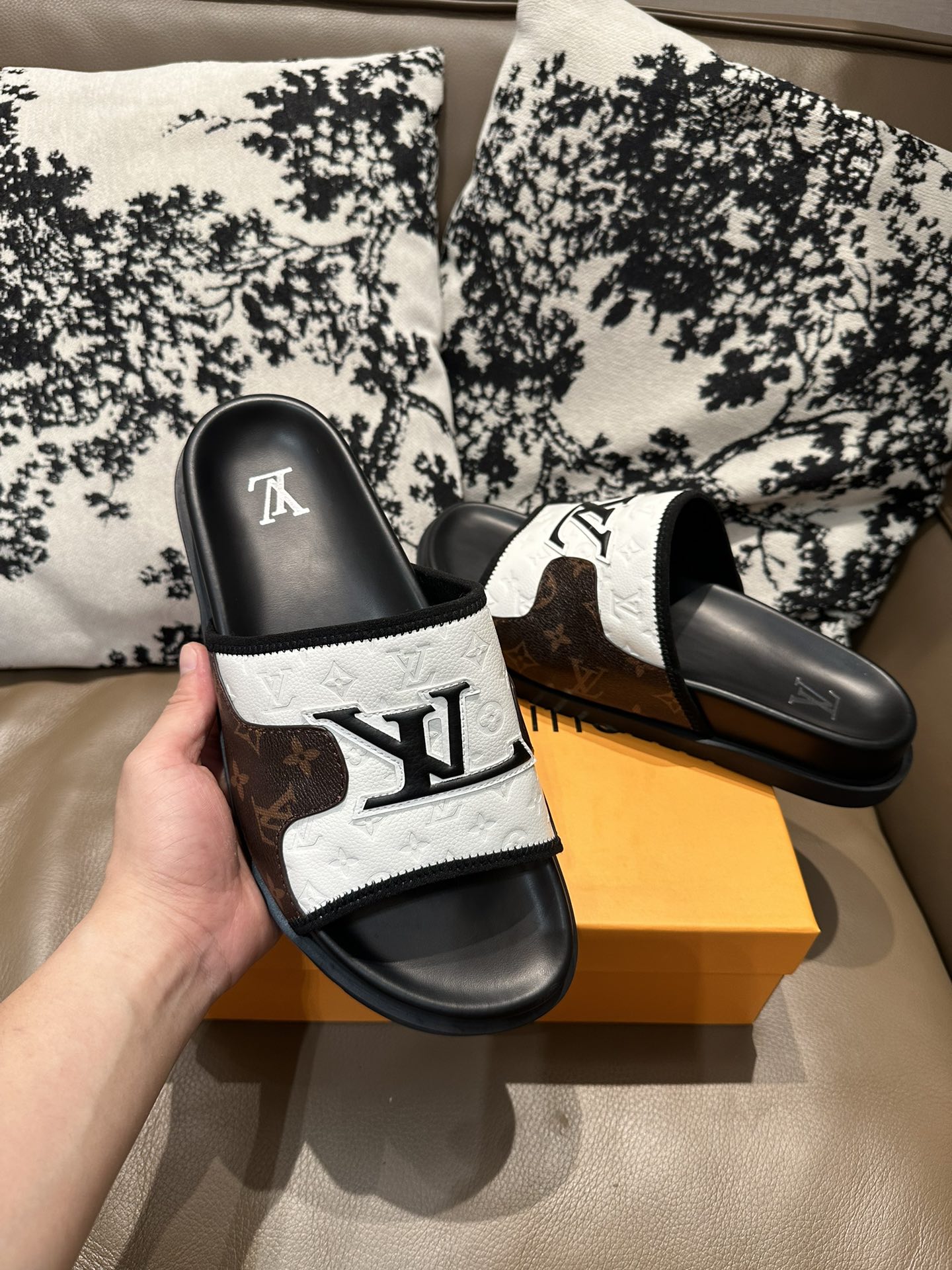 LV Leather Slides Brown/White