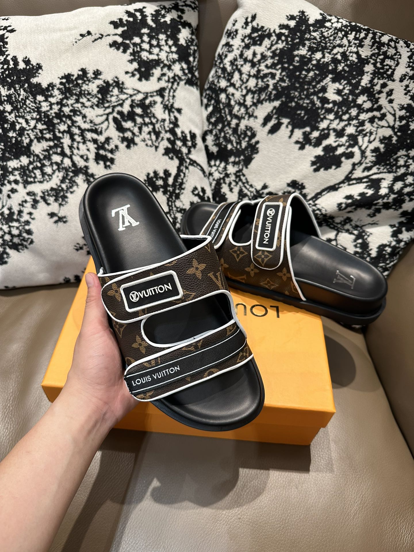 Louis Vuitton Slide Brown
