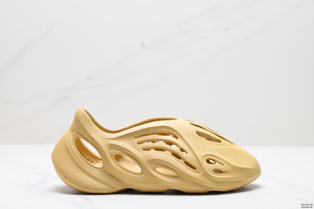 Adidas Foam Runner Beige