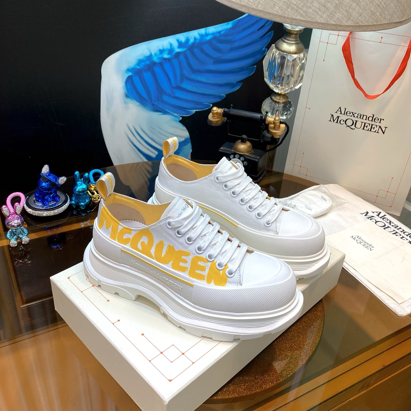 McQueen Tread White/Yellow