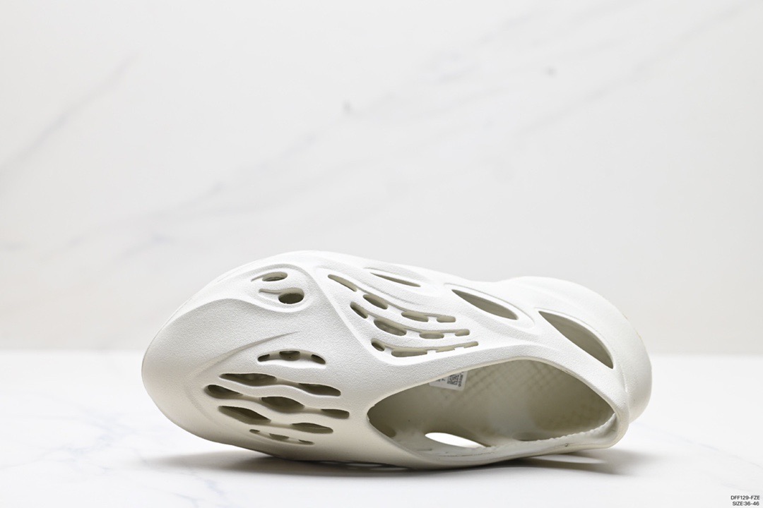 Adidas Foam Runner White