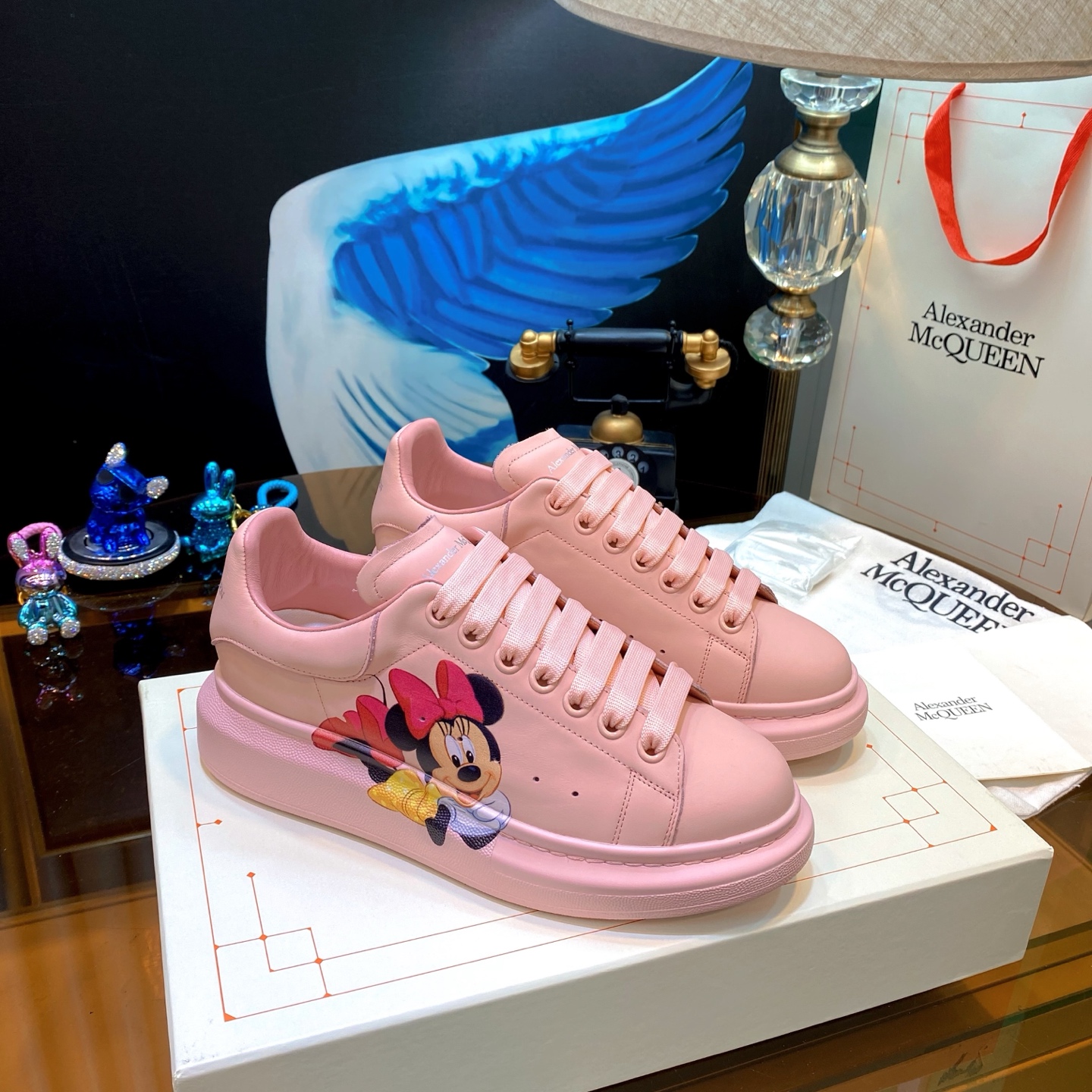 McQueen Minnie Sneakers Pink