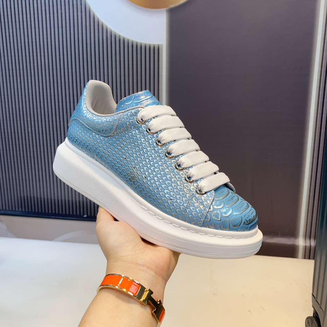 Alexander McQueen Sneaker Blue