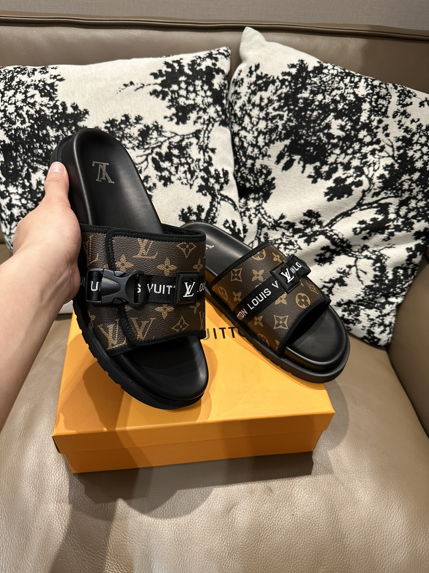LV Buckle Slides Brown Black