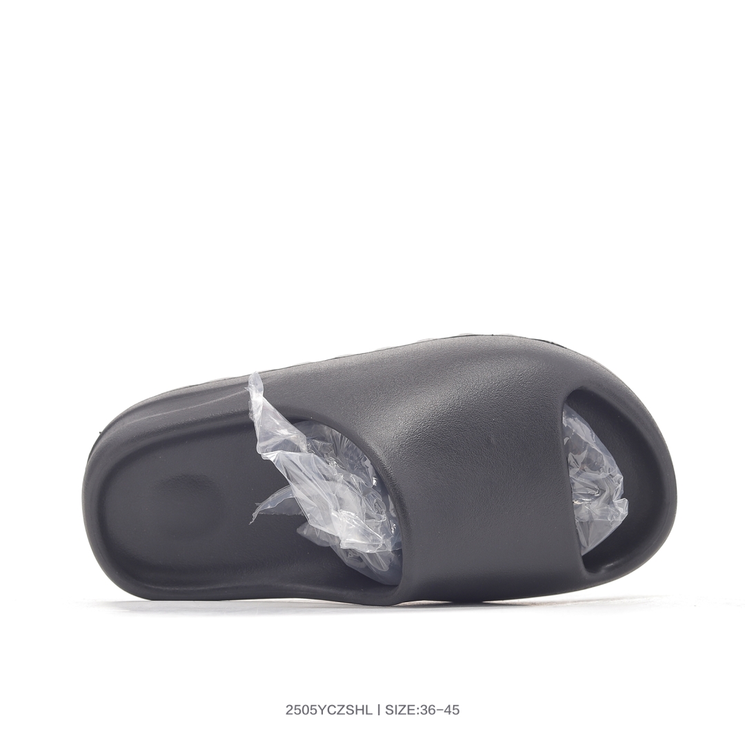 Yeezy Slide Sandals Black