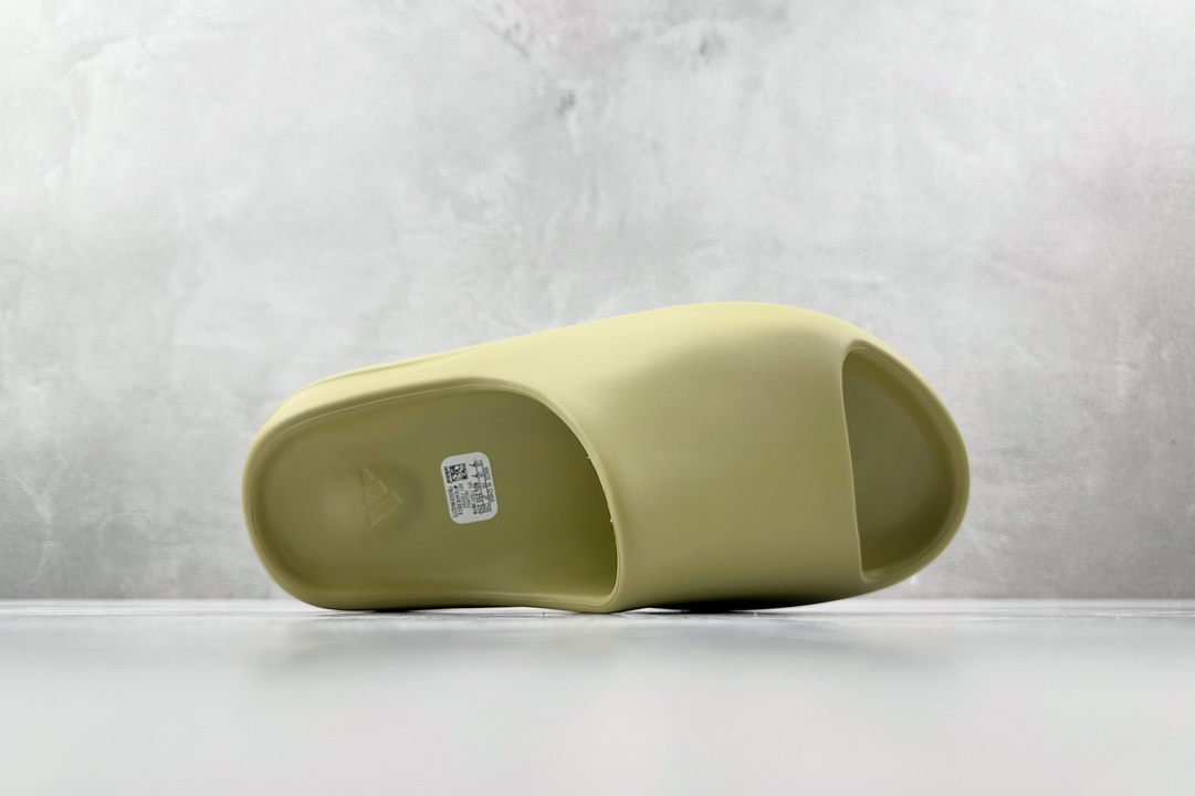 Adidas Yeezy Slide Resin