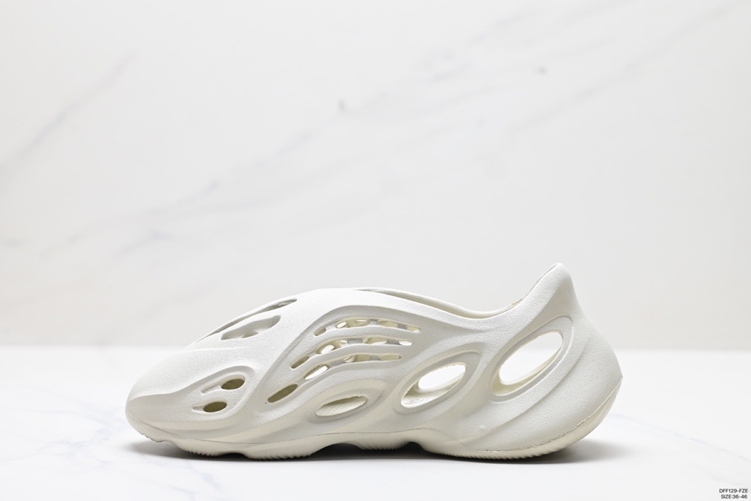 Adidas Foam Runner White