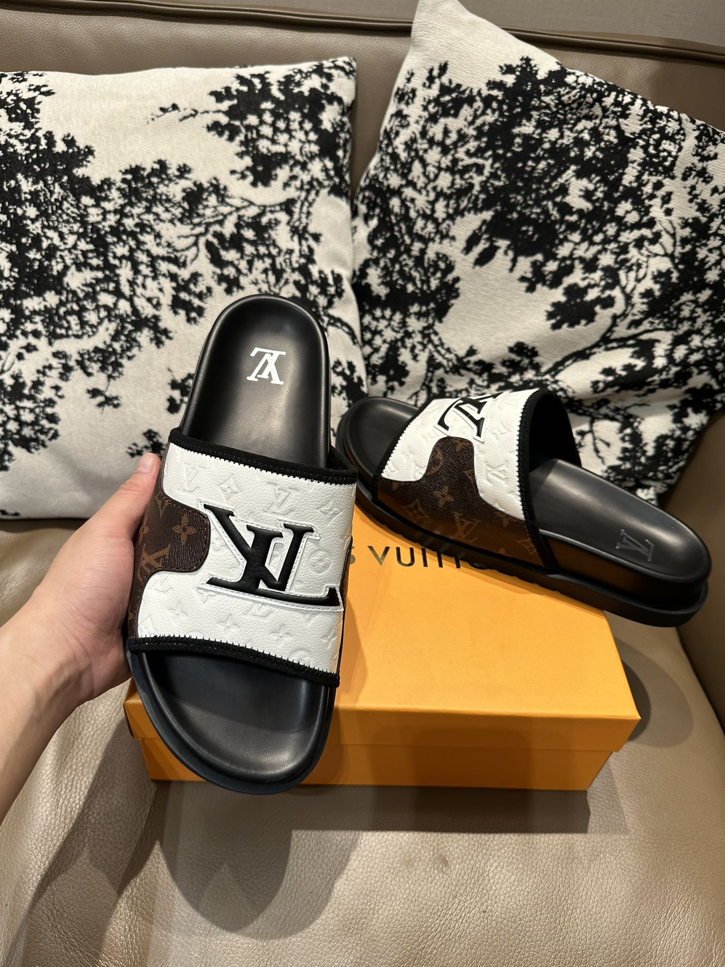 LV Leather Slides Brown/White