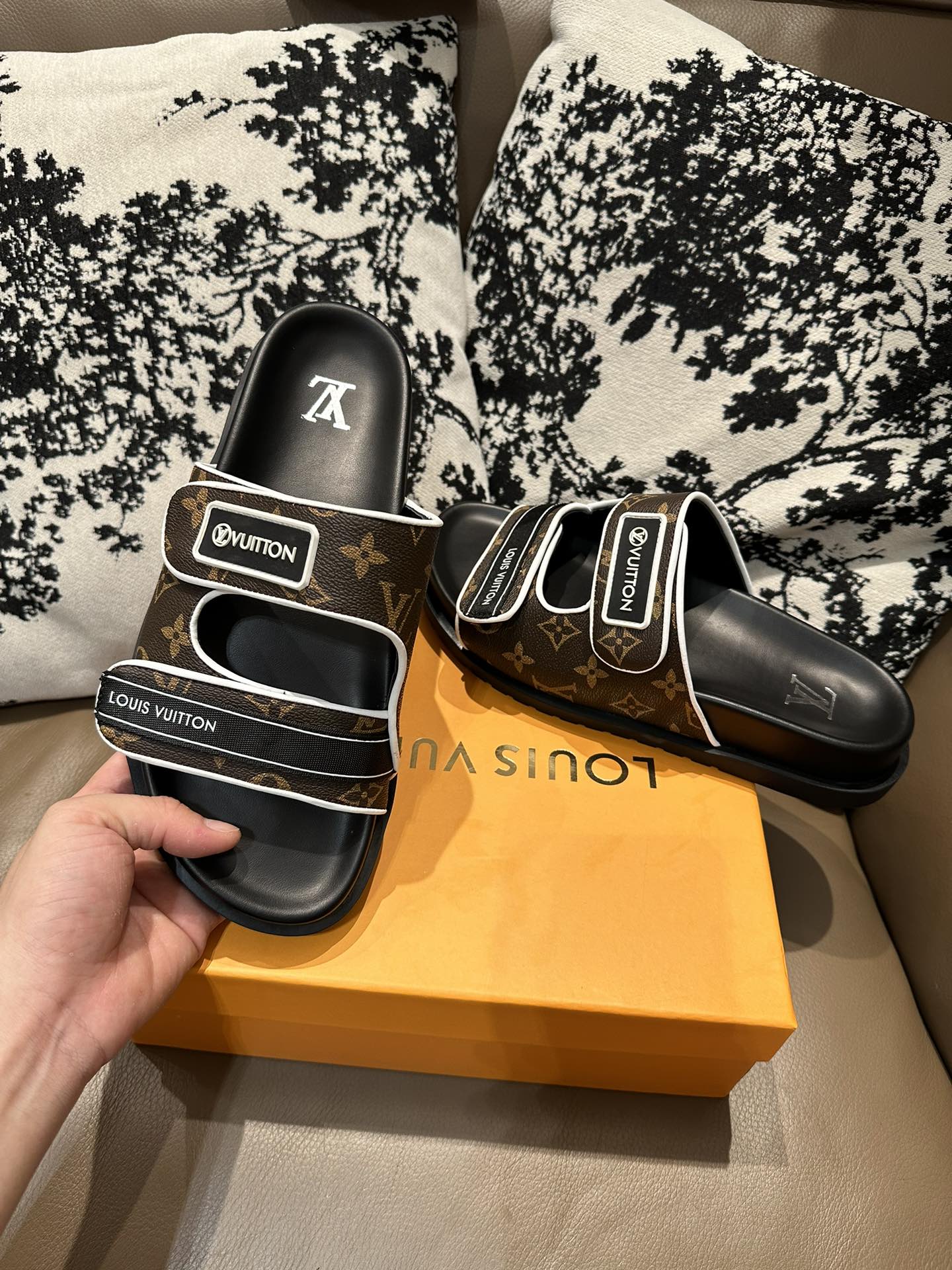 Louis Vuitton Slide Brown