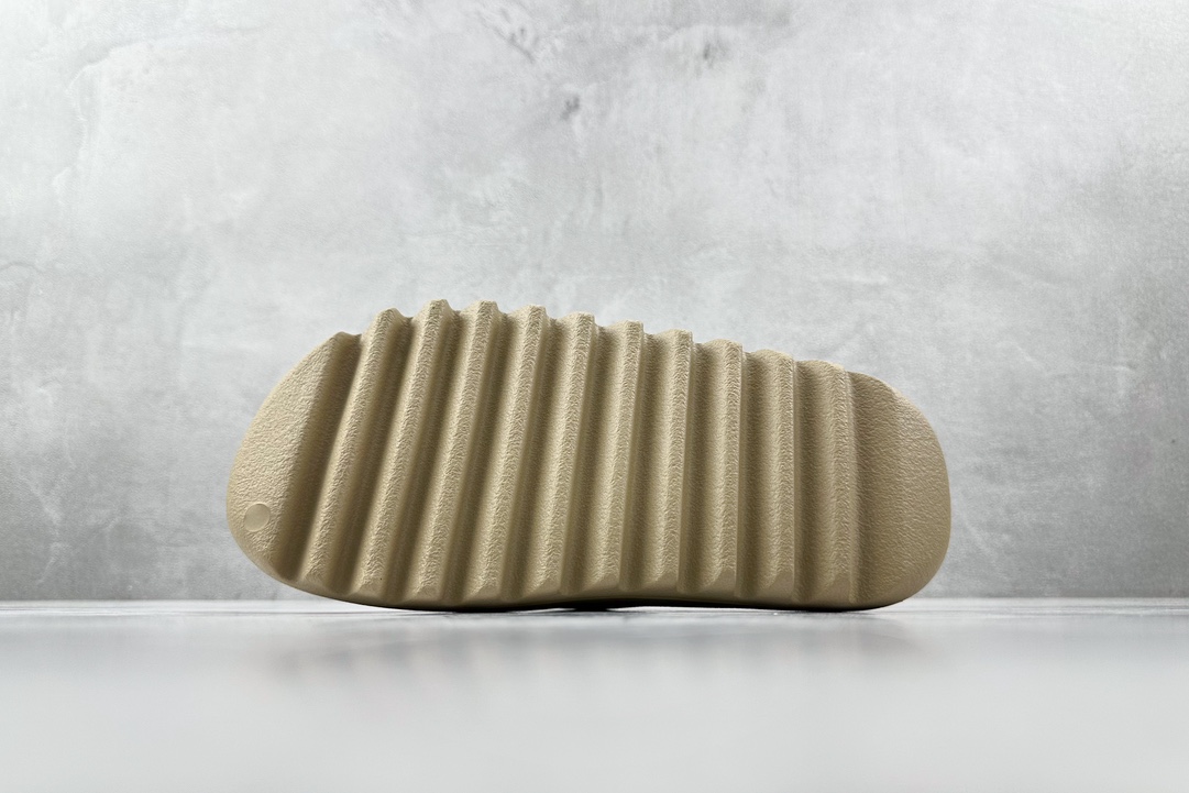 Adidas Yeezy Slide Pure Beige