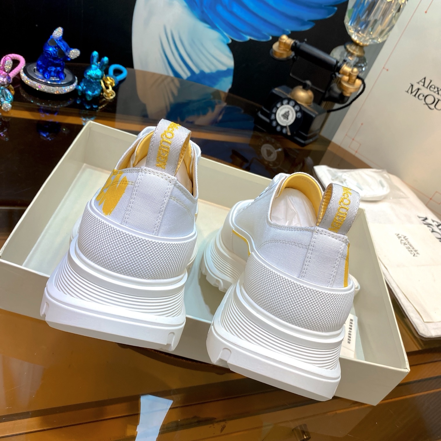 McQueen Tread White/Yellow