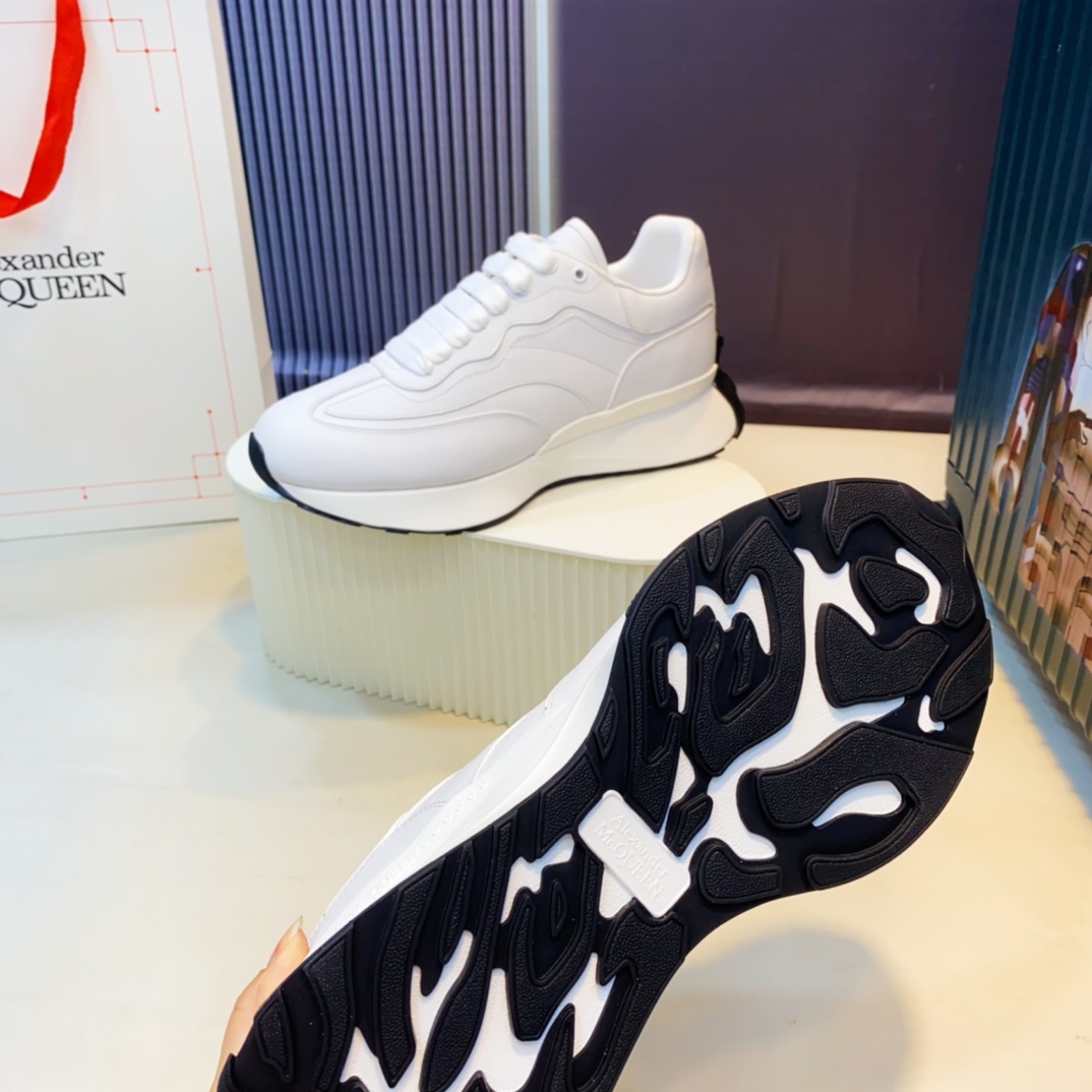 Alexander McQueen Runner White