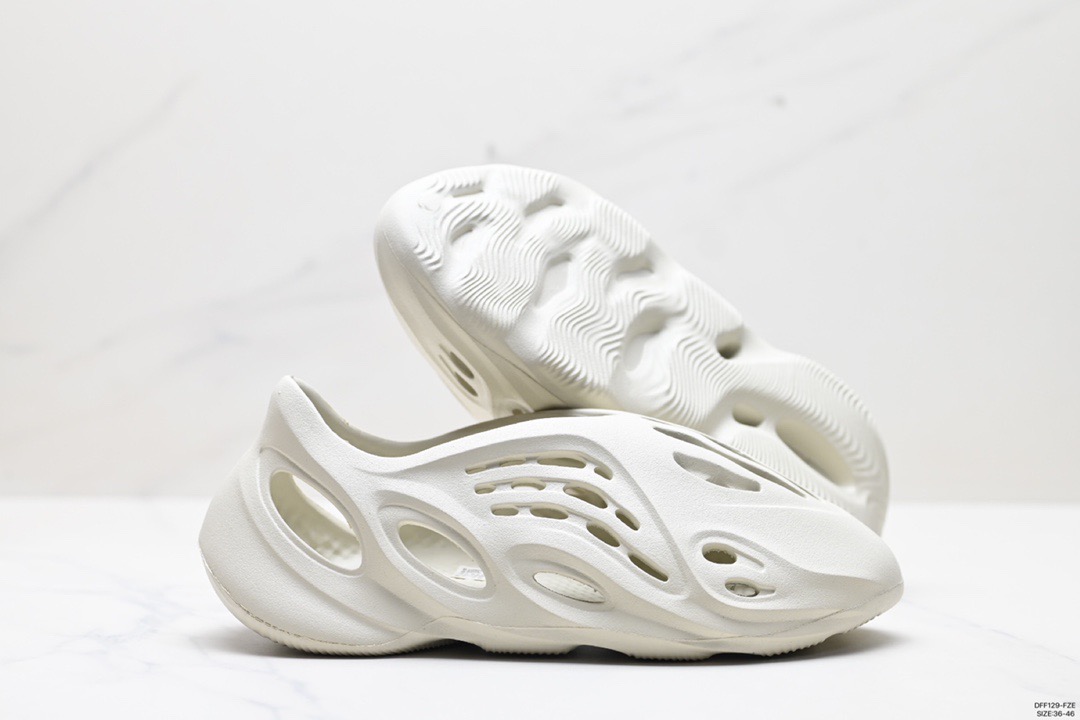 Adidas Foam Runner White