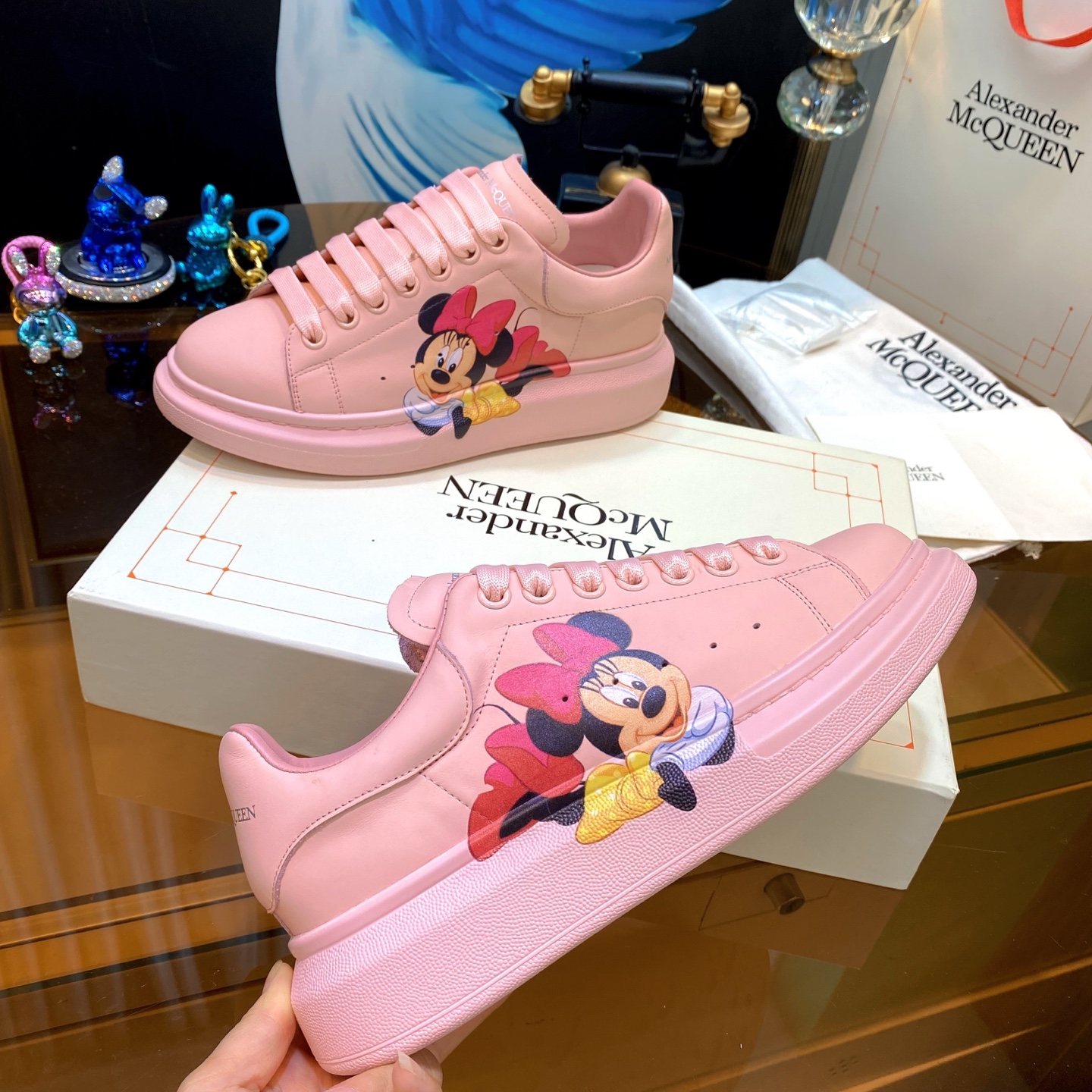McQueen Minnie Sneakers Pink