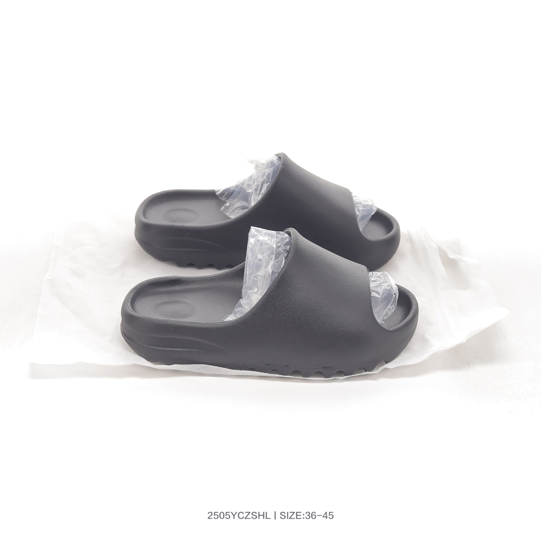 Yeezy Slide Sandals Black