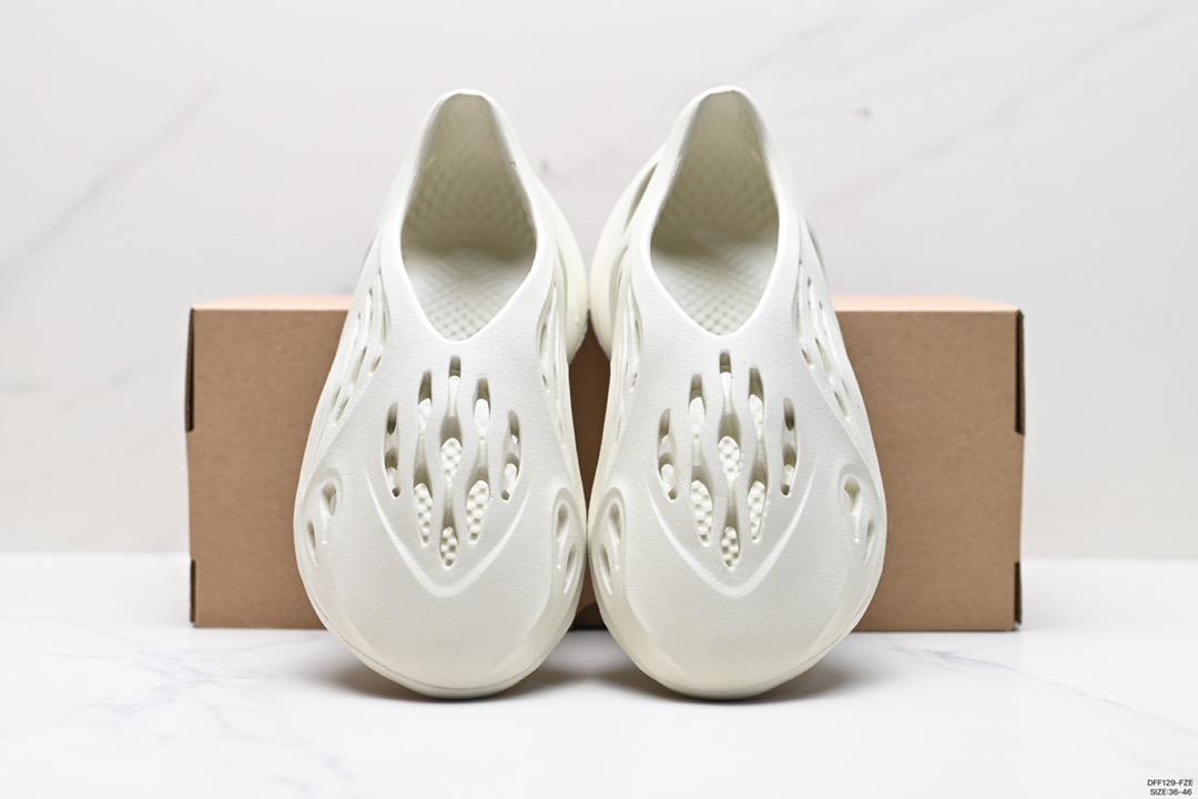 Adidas Foam Runner White