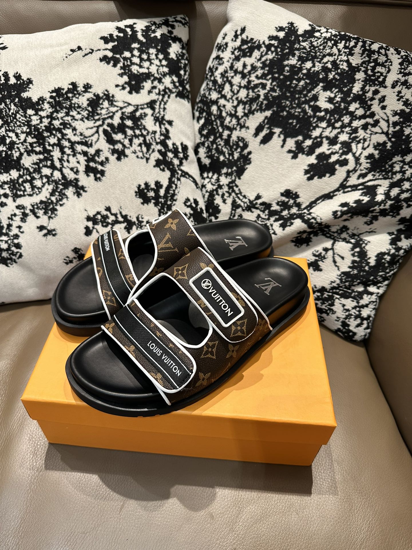 Louis Vuitton Slide Brown