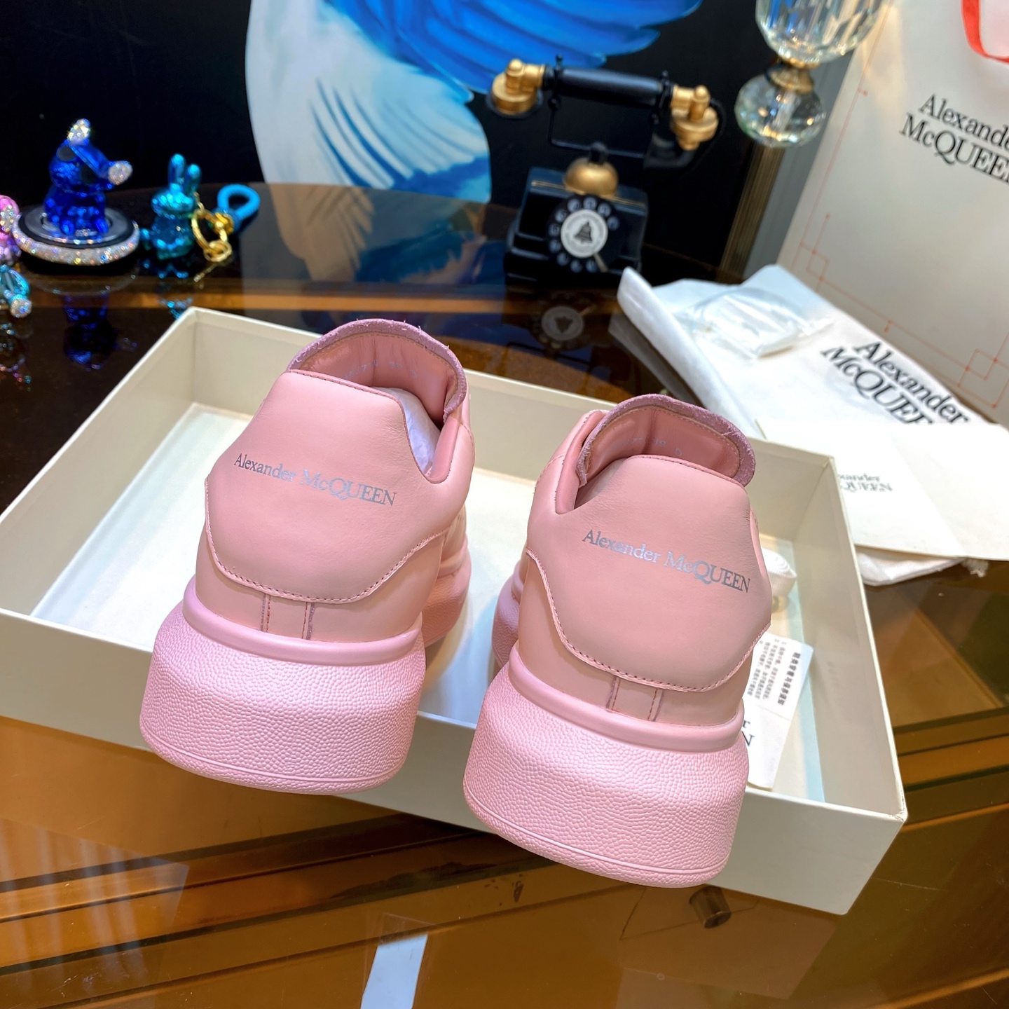 McQueen Minnie Sneakers Pink