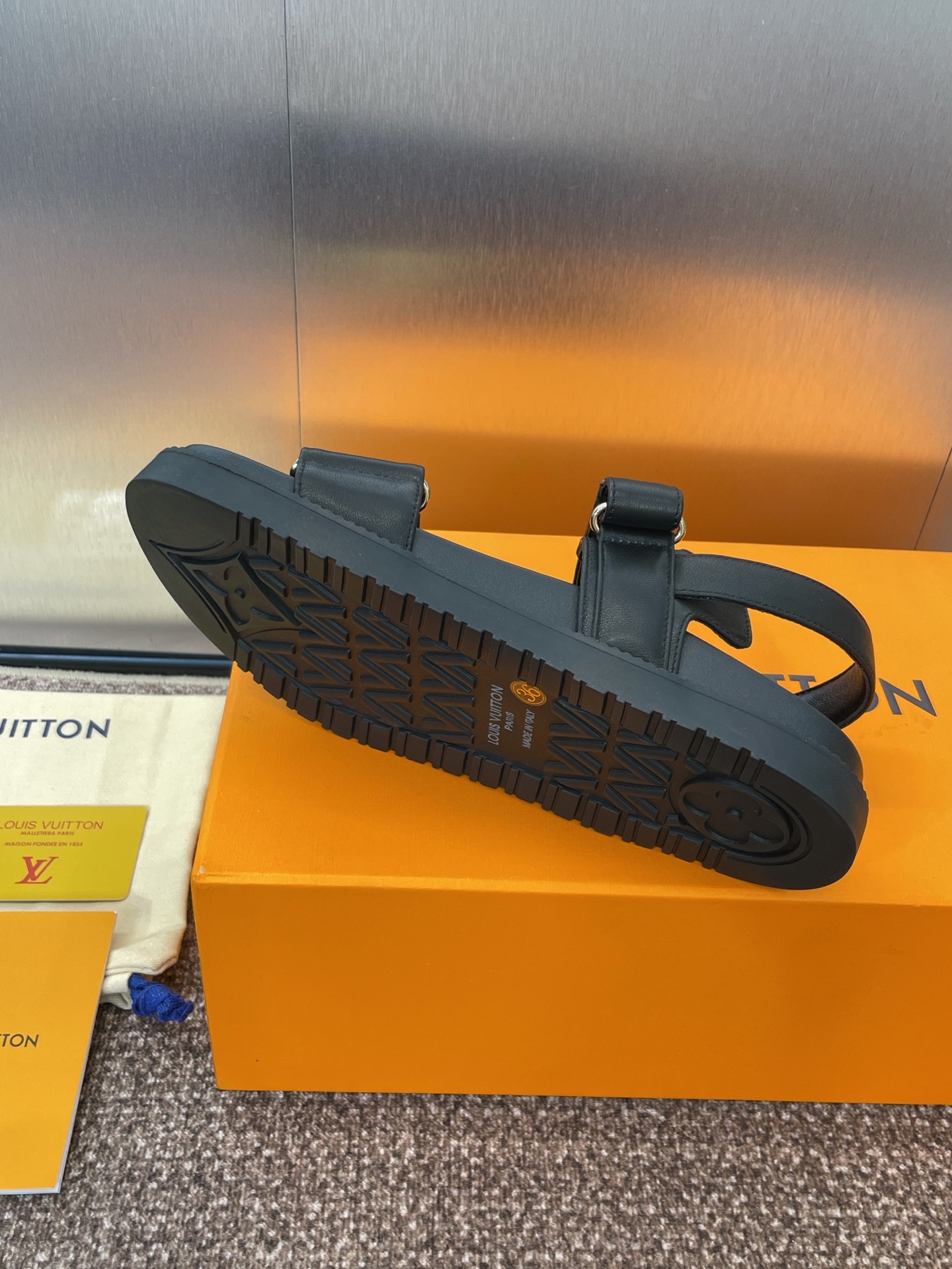 Louis Vuitton Sandals Black