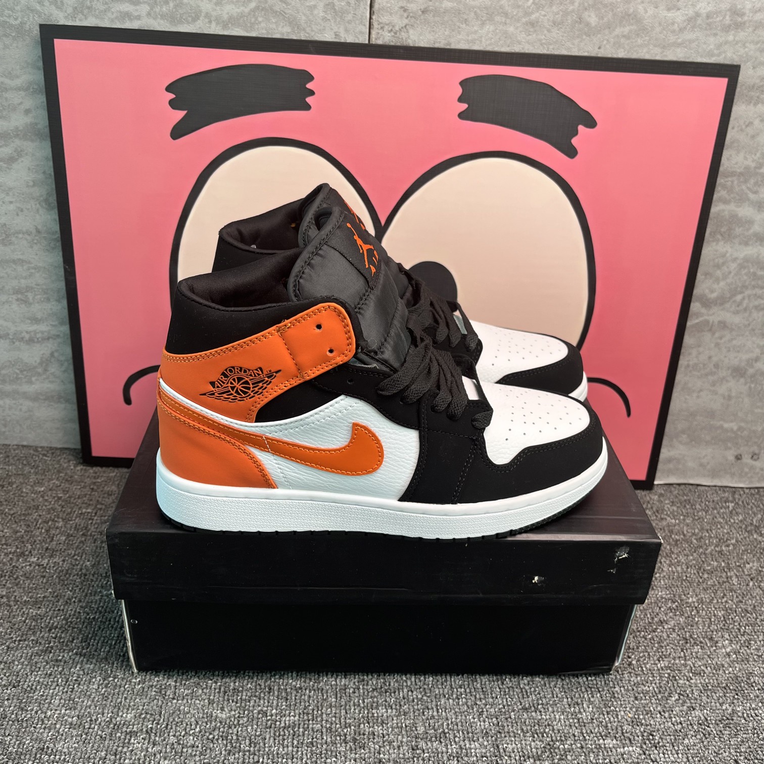 Jordan AJ High Black Orange