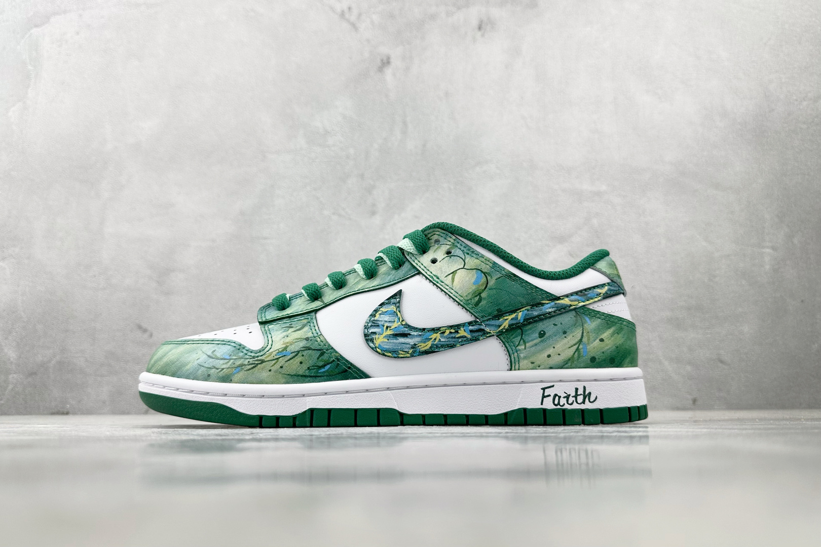 Nike Dunk Custom Green