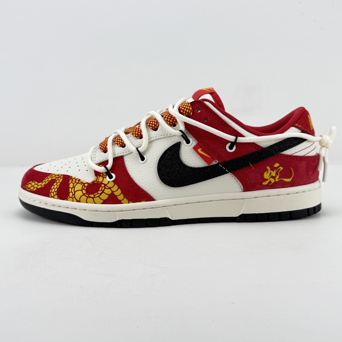 Nike SB Dunk Snake Red White