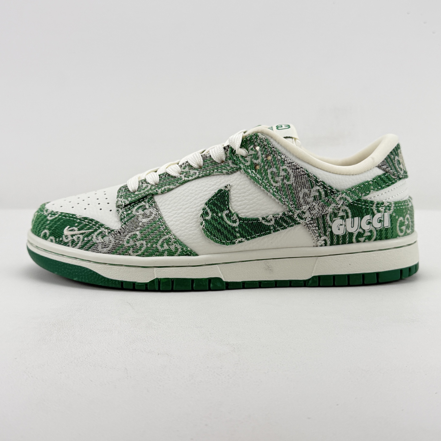 Nike SB Dunk Low Green White