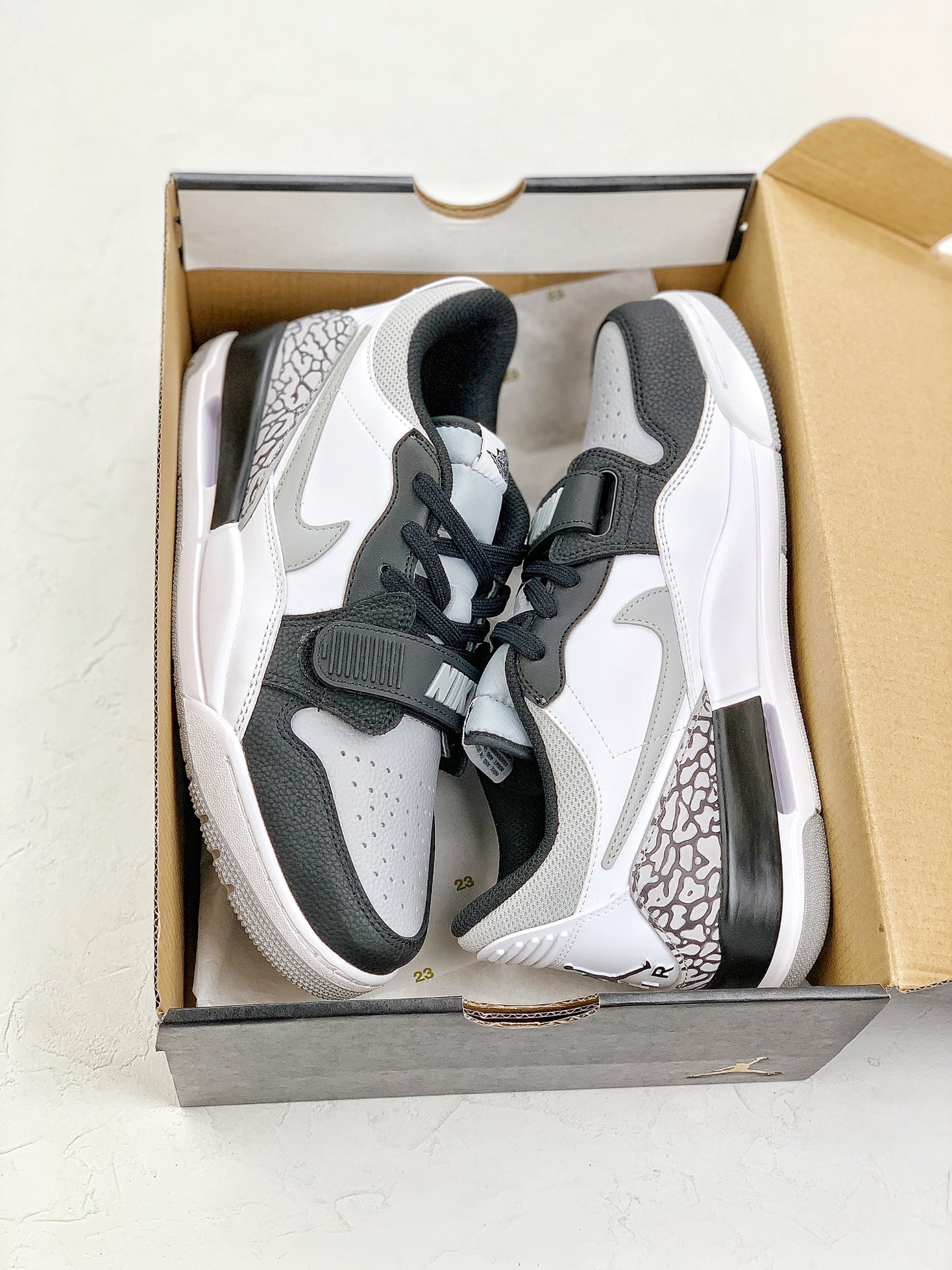 Jordan Legacy 312 Low Sneakers Black/White/Grey
