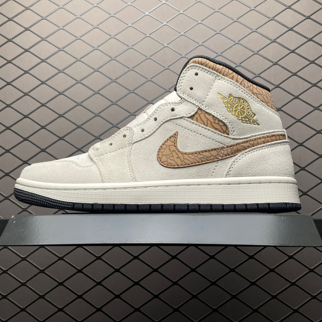 Jordan Air Jordan 1 Mid Suede Sneakers Beige