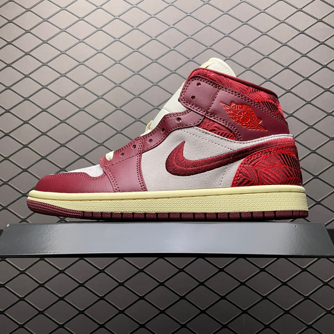 Jordan Air Jordan 1 Mid DZ2820-601 Burgundy