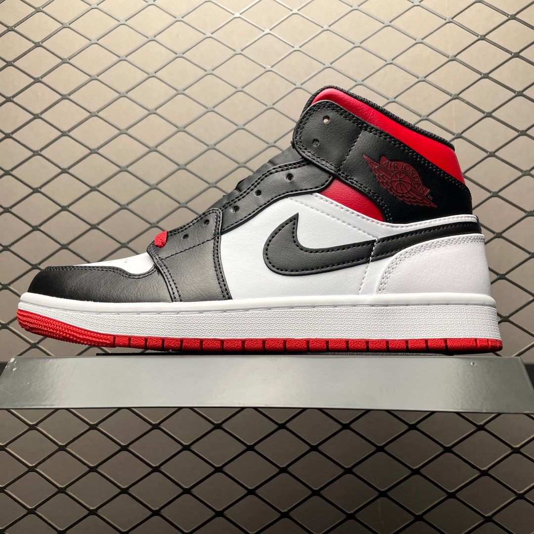 Jordan Air Jordan 1 Mid DQ8426-106 Sneakers Black/White/Red