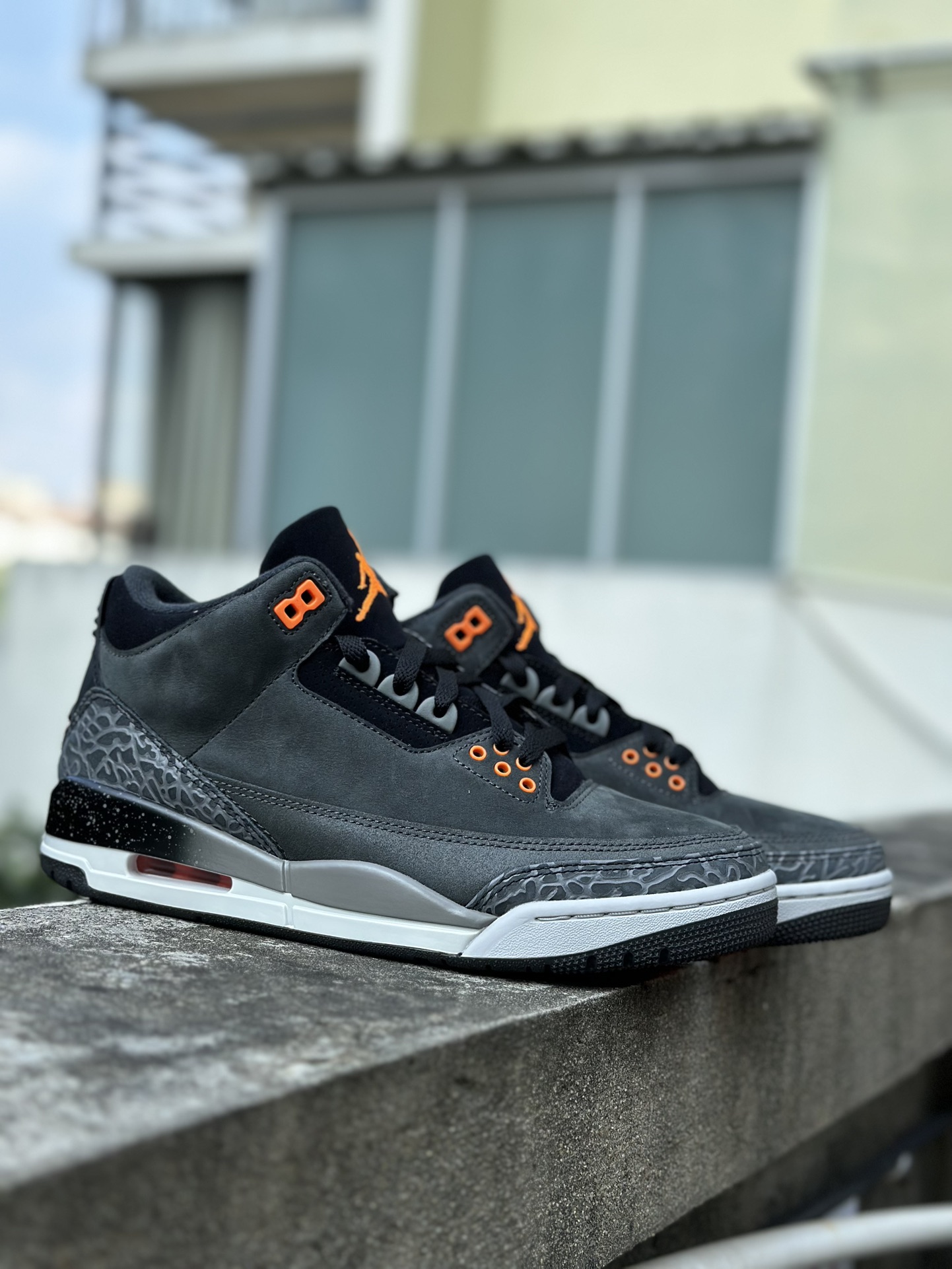 Jordan Air Jordan 3 SE Retro Sneakers Black/Orange