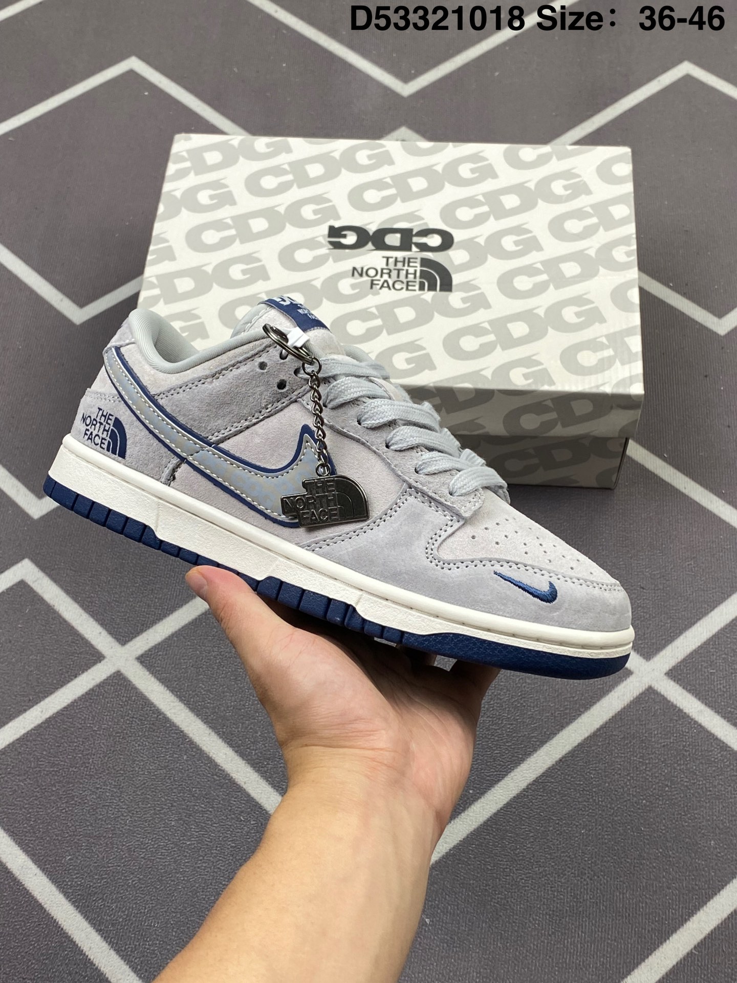 Nike Dunk Low SB Skate Shoes Grey Blue