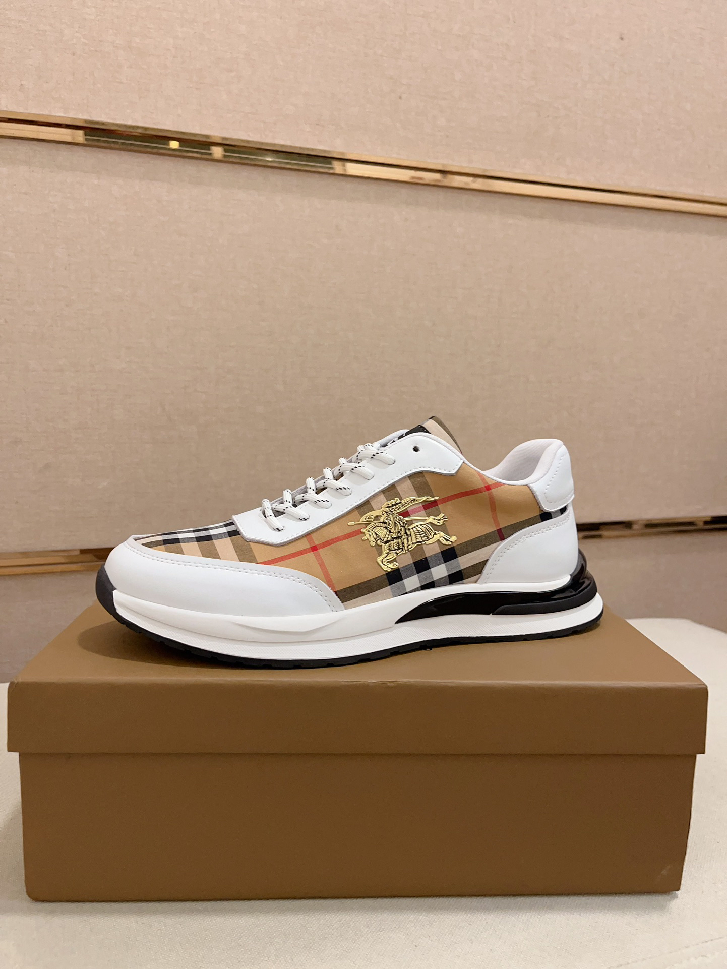 Burberry Vintage Check Leather Sneakers - Beige