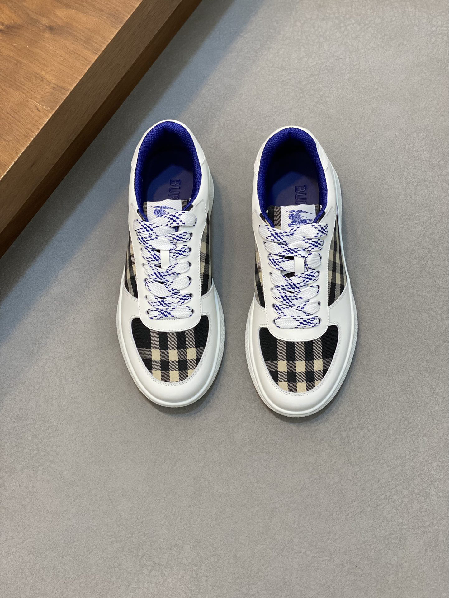 Burberry Vintage Check Low Sneakers White/Blue