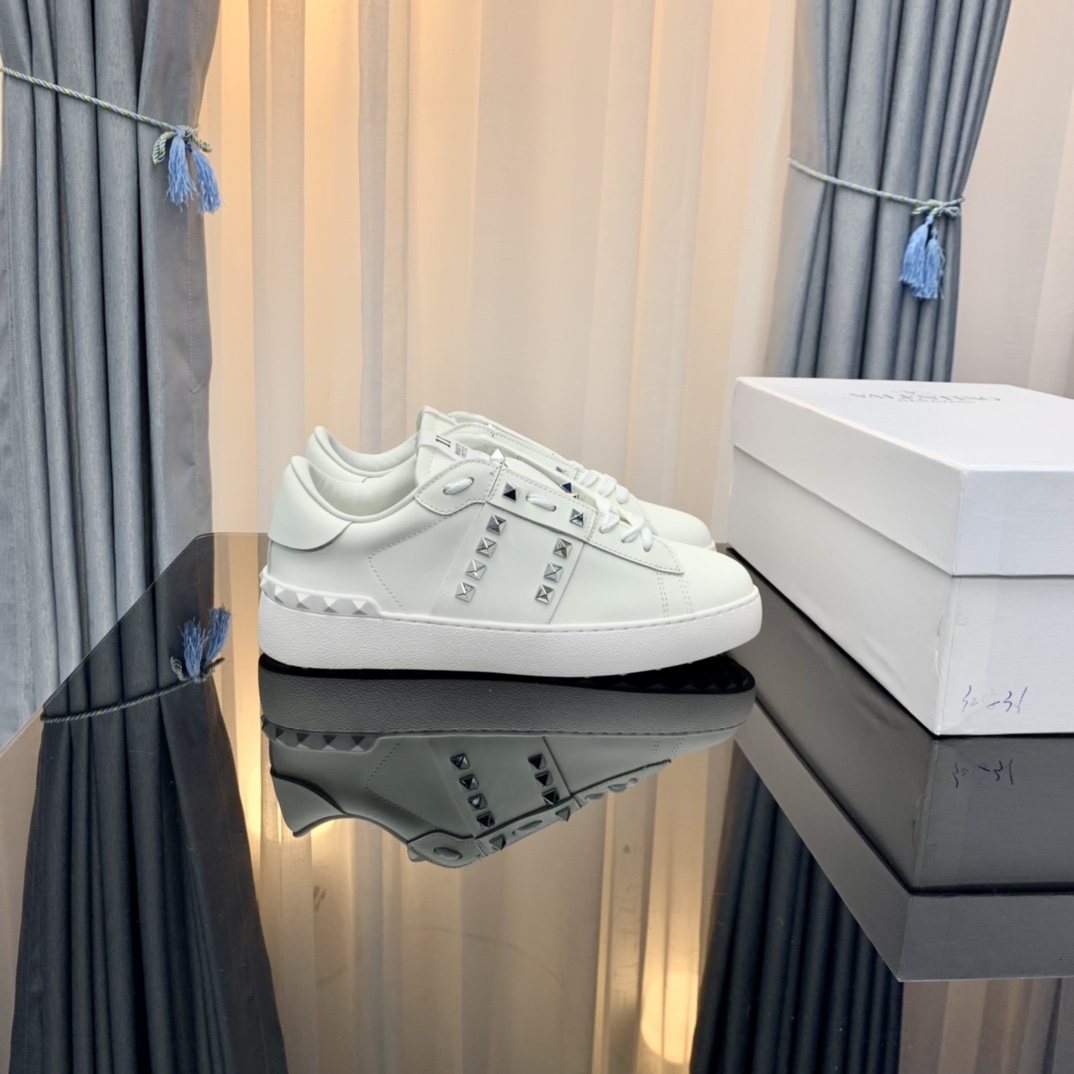 Valentino VLTN Stud Sneakers White