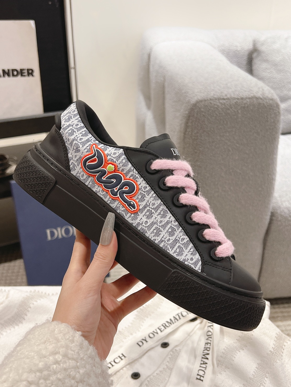 Dior B33 CD Diamond Low-Top Sneakers Black/Grey/Pink