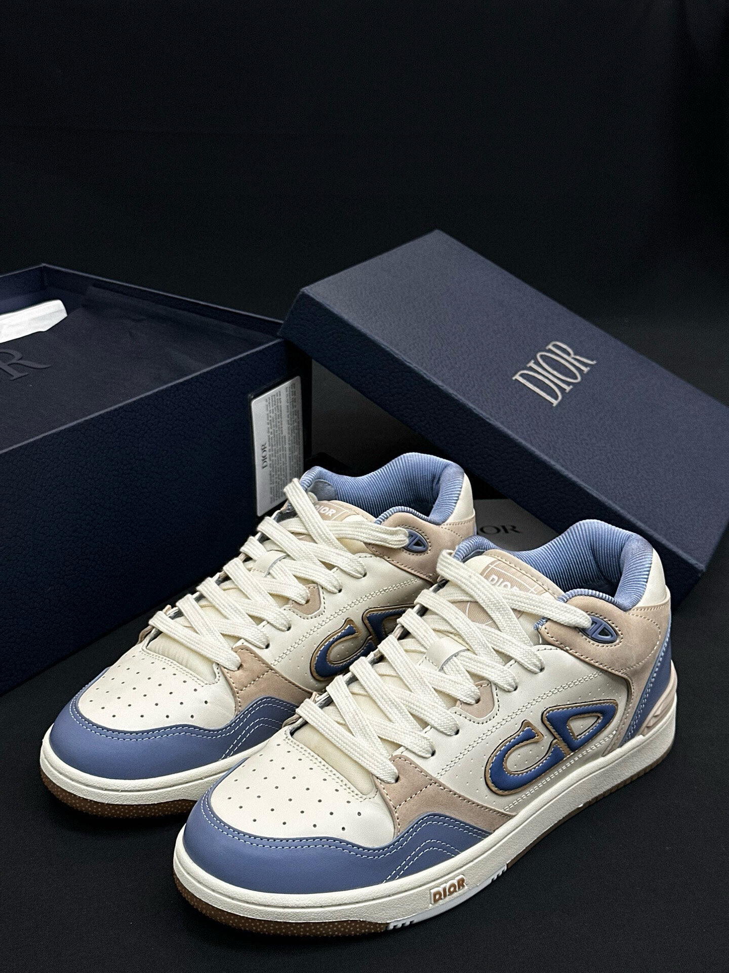 Dior B57 Low-Top Sneakers Blue