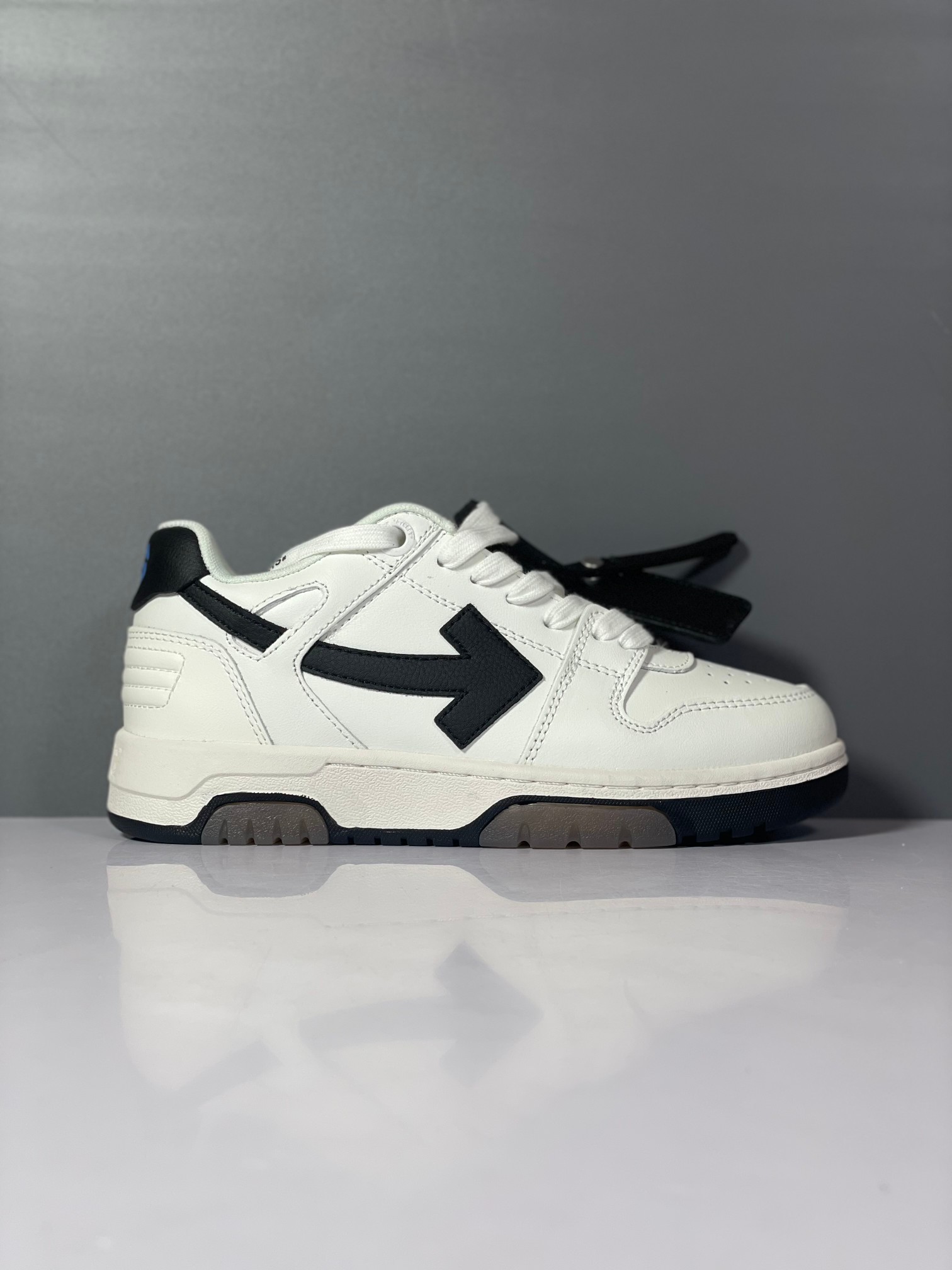 Off-White Out Of Office Low Sneakers White/Black