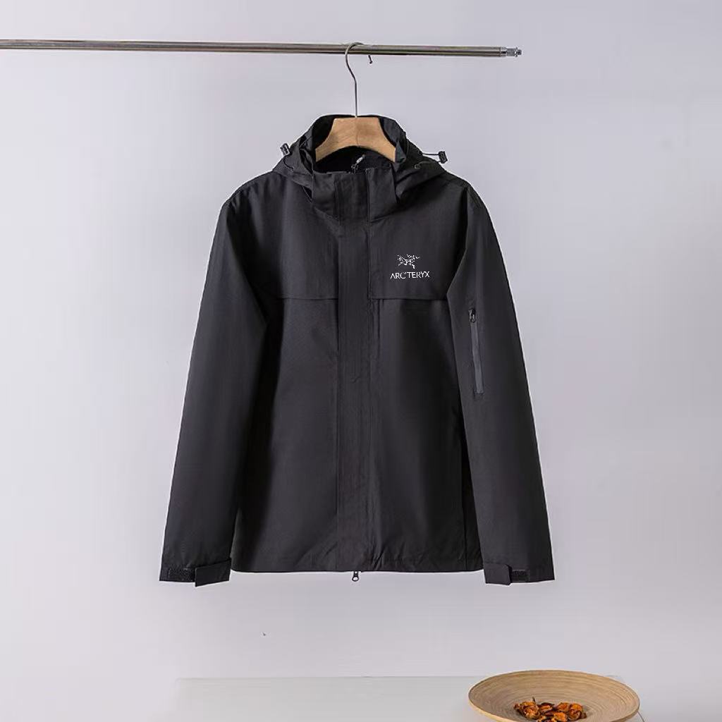Arc'teryx GORE-TEX Hooded Shell Jacket Black