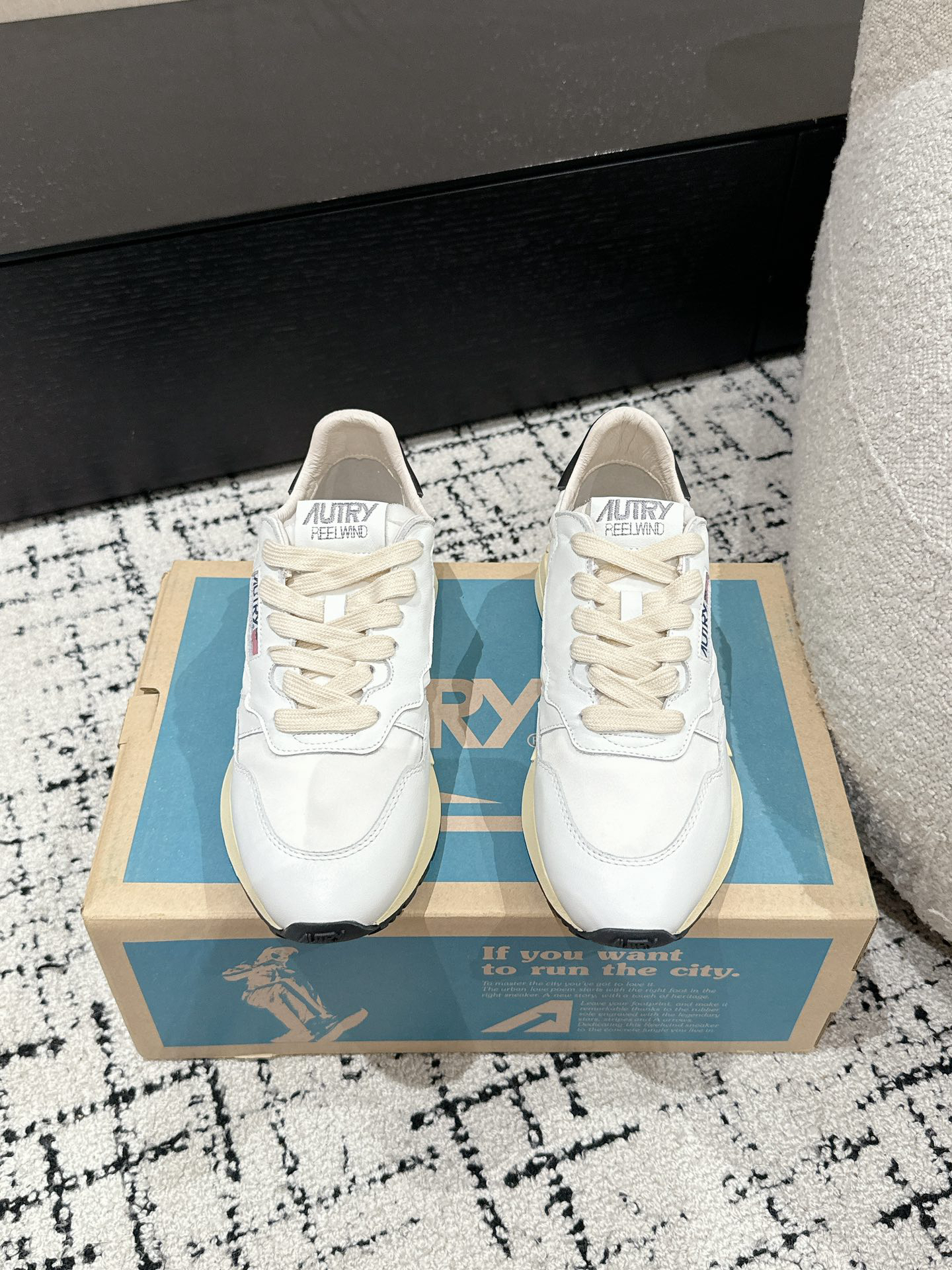 Autry Reelwind Retro Runner Sneakers White