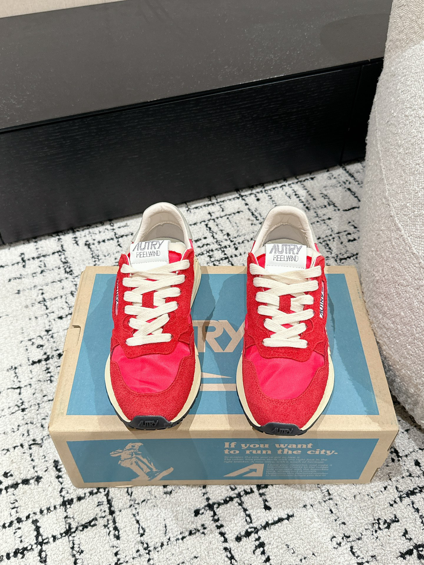 Autry Reelwind Retro Sneakers Red