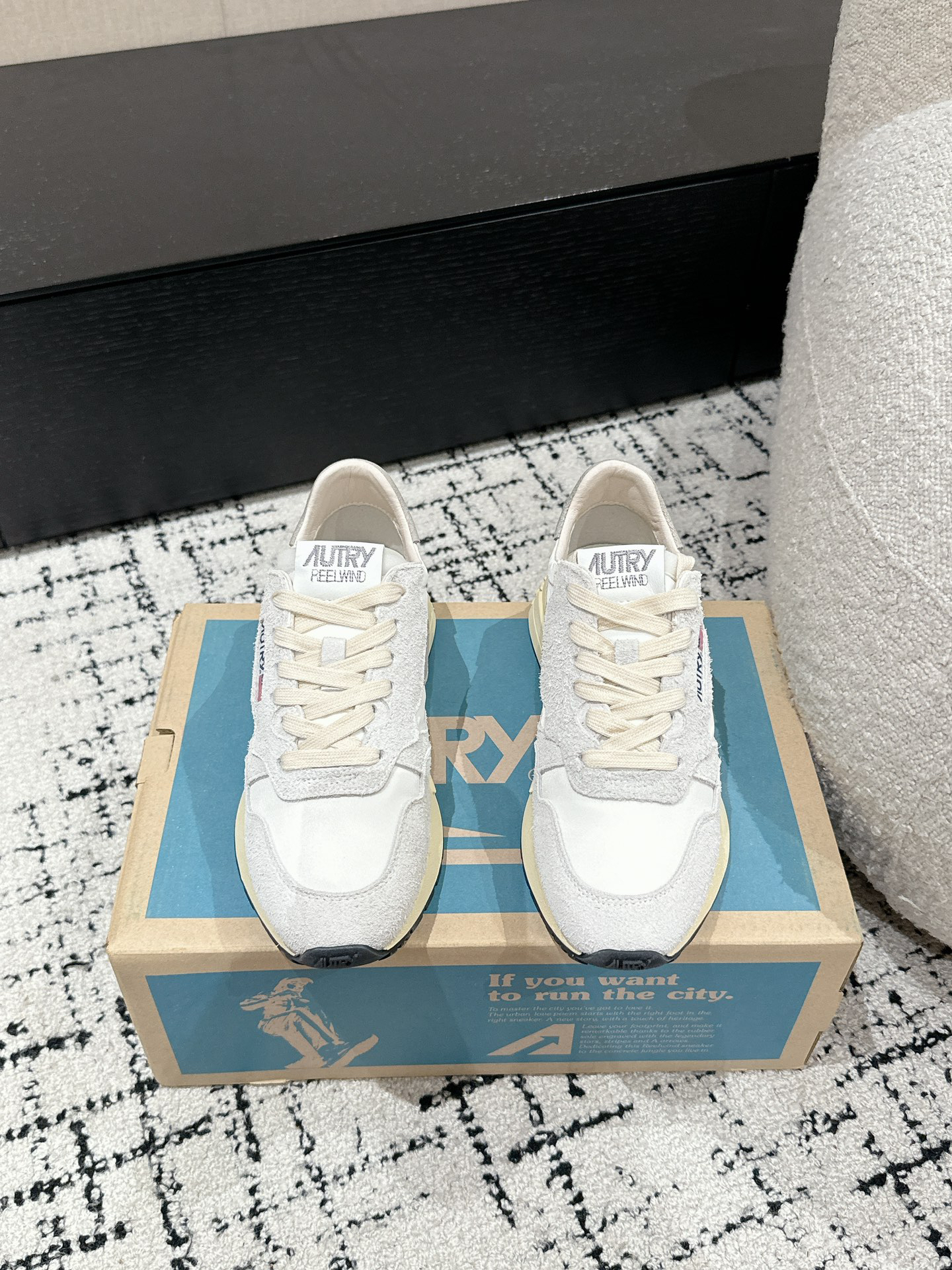 Autry Reelwind Retro Runner White/Gray