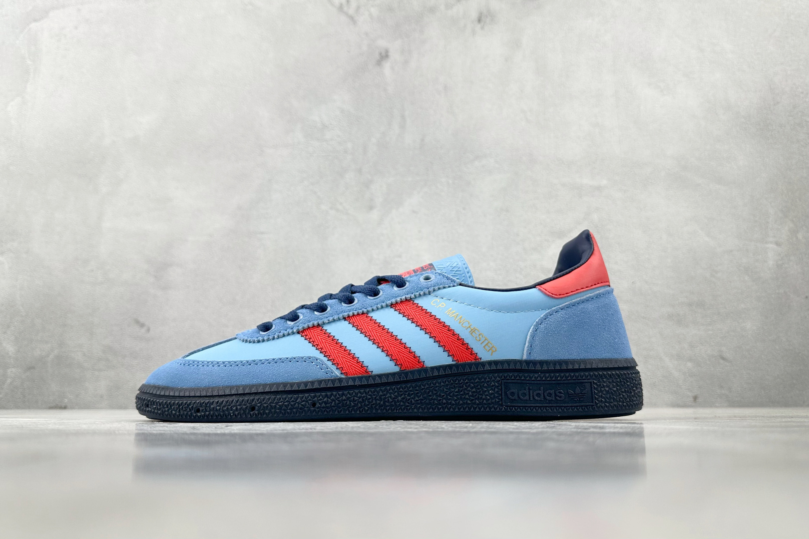 Adidas Spezial Manchester SPZL Sneakers Blue/Red